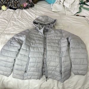 gray puffer jacket